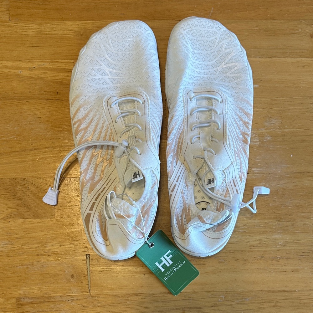 HF Women's White Athletic Shoes